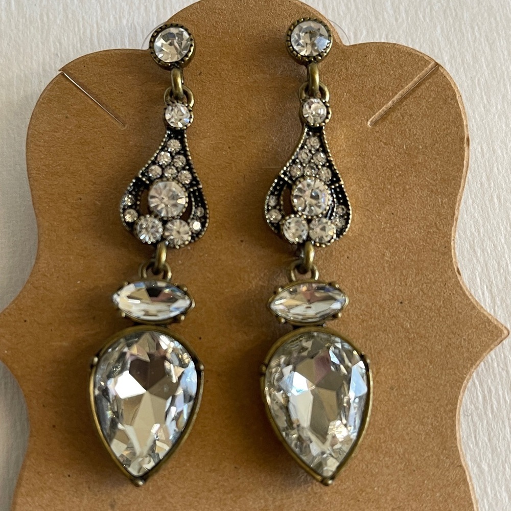 WA Studios Crystal Drop Statement Earrings - Picture 5 of 6